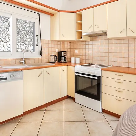 بيت للعطل Nikos And Vicky's House