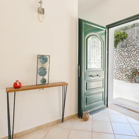 Nikos And Vicky's House بيت للعطل أيّا إفيميا