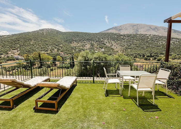 Nikos And Vicky's House * Agia Efimia