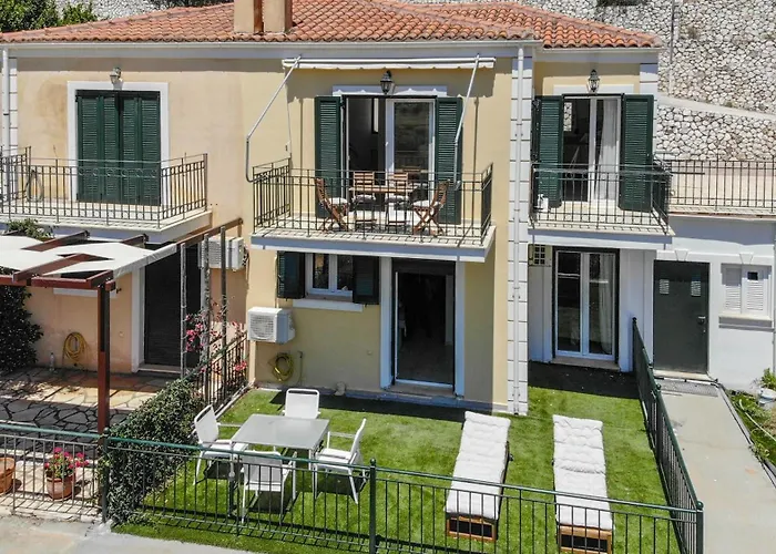 別荘 Nikos And Vicky's House *